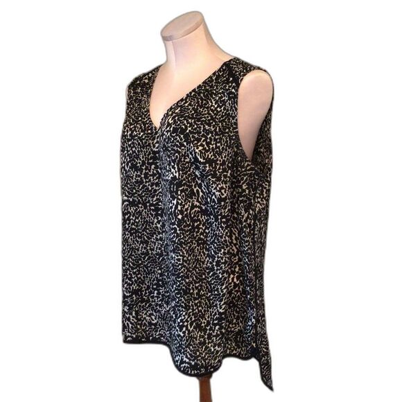 Lane Bryant Black Cream Sleeveless Blouse 14 - Picture 3 of 10